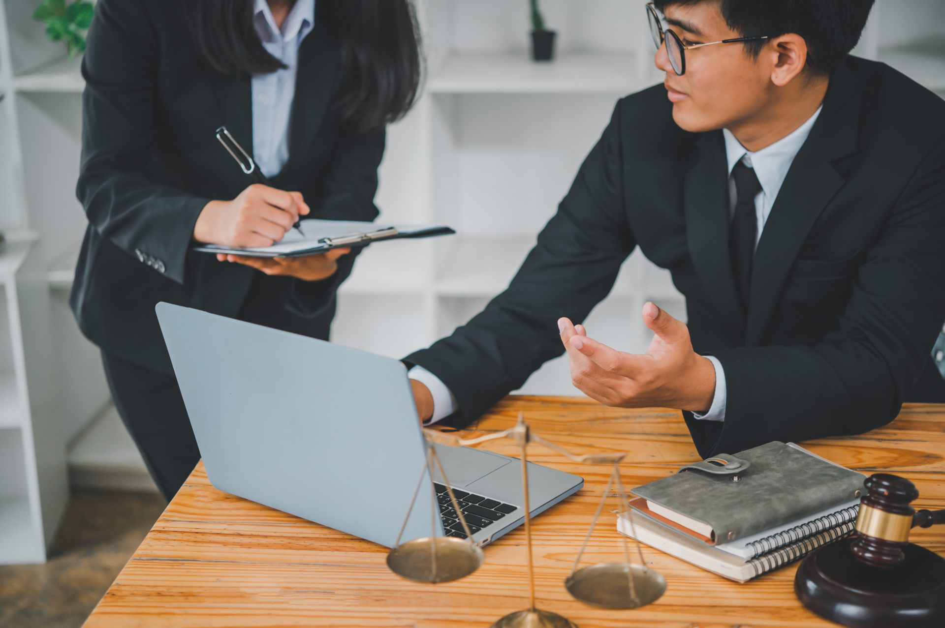What LA Business Owners Should Know About 50/50 Partner Deadlock
